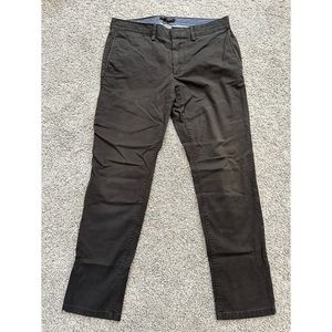 Banana Republic Men’s Fulton Chino